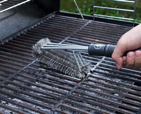 cooks country grill brush review